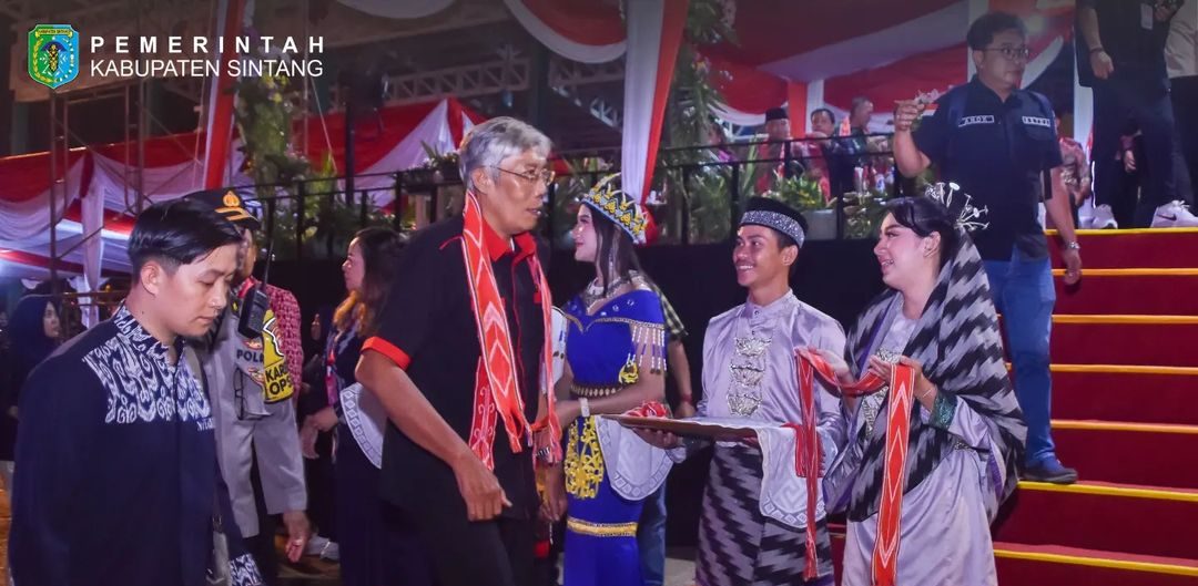 Bupati Sintang & Wakil Bupati Sintang hadiri pembukaan PESPARAWI ke-X Tingkat Provinsi Kalbar Tahun 2023