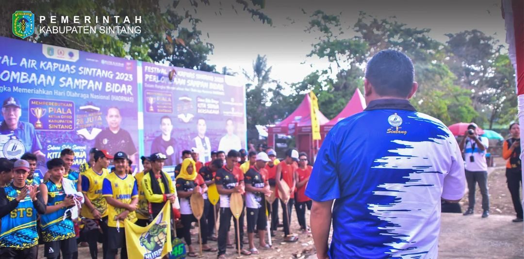 Wakil Bupati Sintang tutup lomba Sampan Bidar Festival Air Kapuas Sintang Tahun 2023