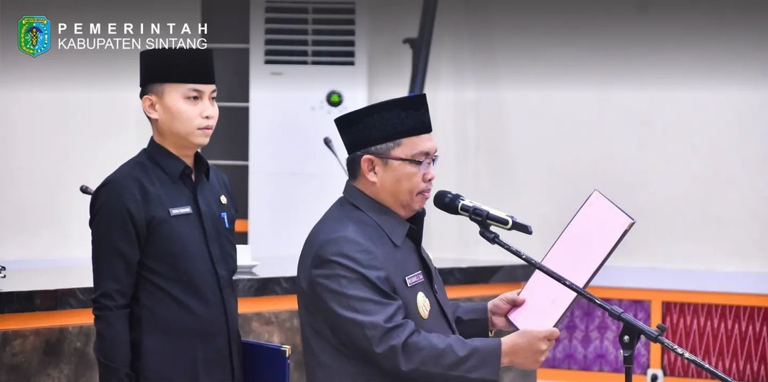 Pimpinan Pemkab Sintang hadiri Pelantikan Kepala Desa terpilih pada pemilihan Kades pergantian antar waktu Tahun 2023