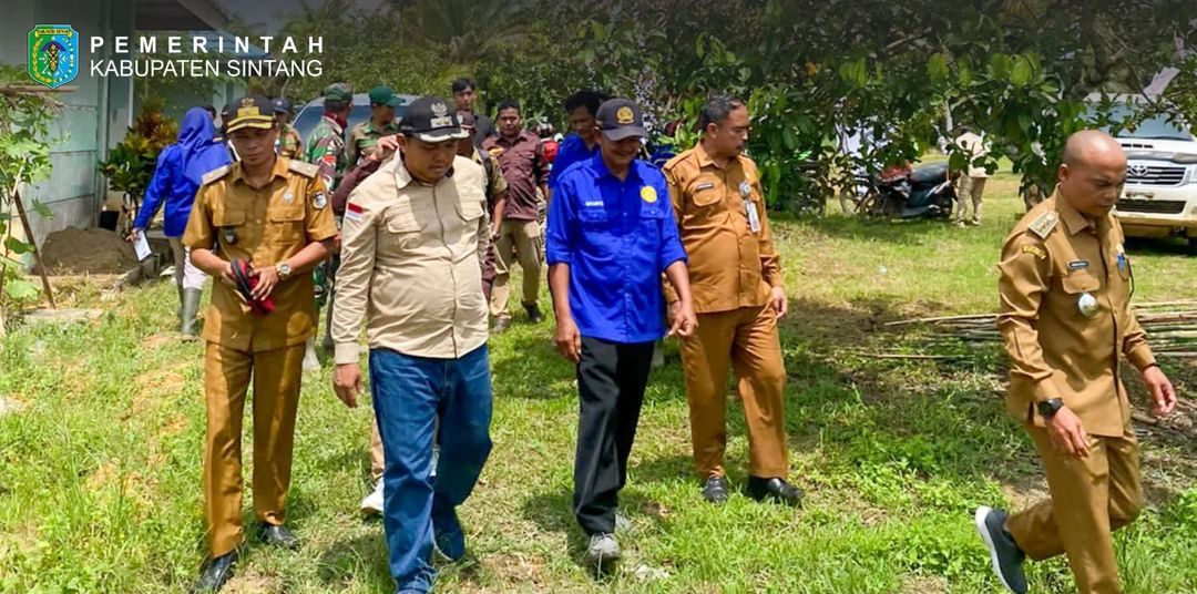 Wakil Bupati Sintang hadiri kegiatan Farmer’s Field Day di Desa Baung Sengatap Kecamatan Ketungau Hilir