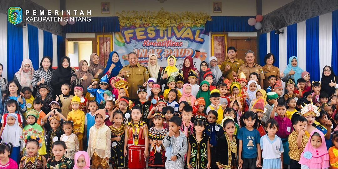 Pembukaan Festival Kreativitas Anak PAUD se-Kabupaten Sintang