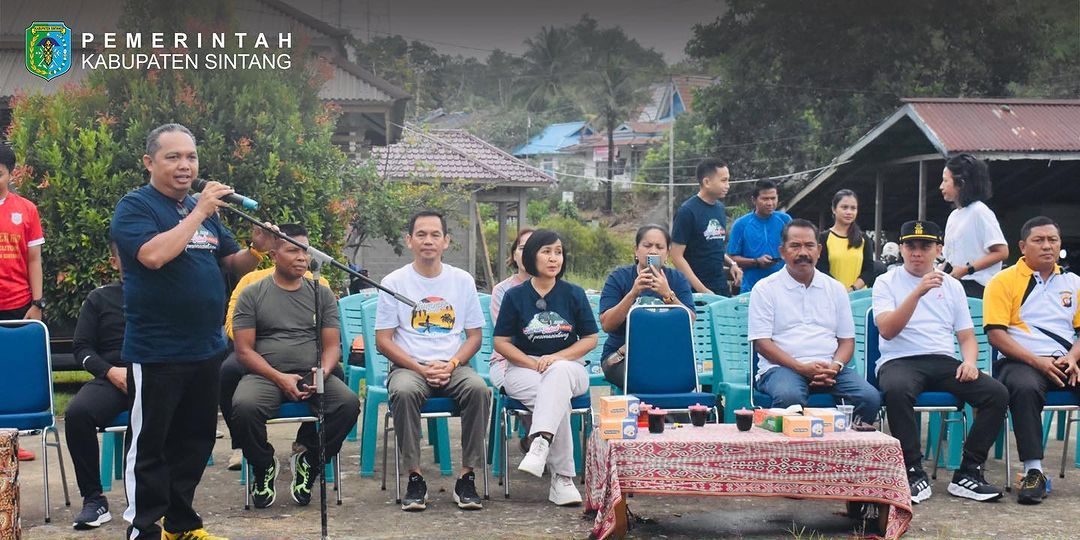 Wakil Bupati Sintang Ikuti Senam Sehat Dalam Rangka Kelam Tourism Festival 2023