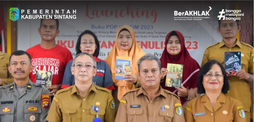 Asisten Administrasi Umum Setda Sintang Launching Buku Karya Guru-Guru Sintang
